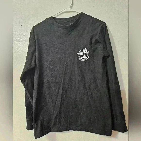 Vans Tops - Vans long sleeve tee!
